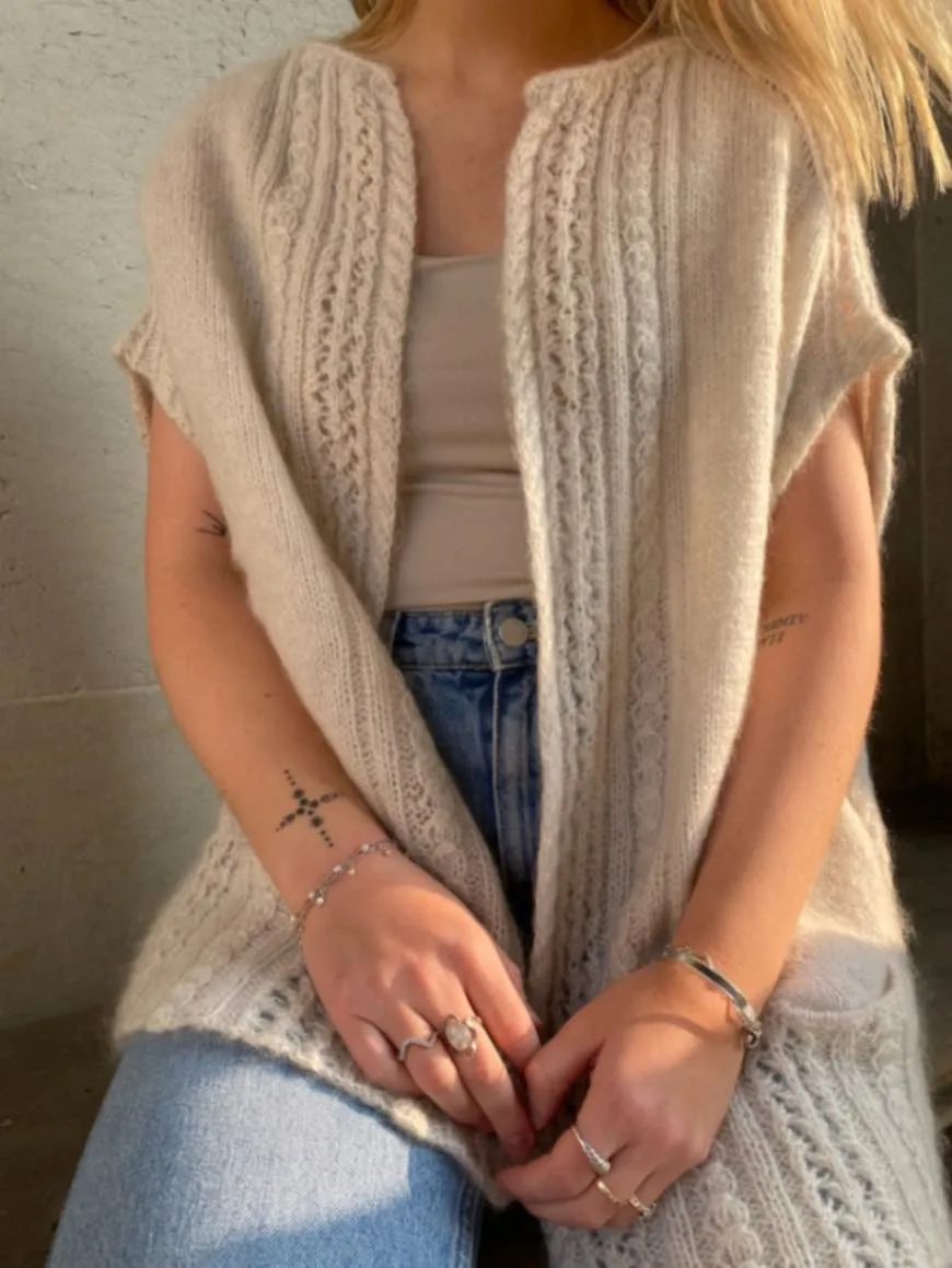 AIKO CAPE from Önling, Knitting Pattern