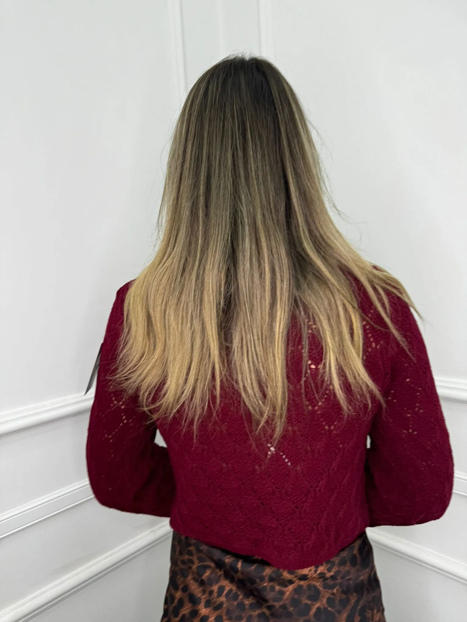 Cardigan ricamato con laccetti