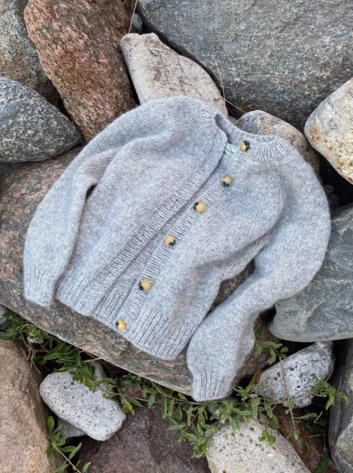 Novice Cardigan Chunky fra PetiteKnit, No 1   Silk Mohair garnpakke (uden opskrift)