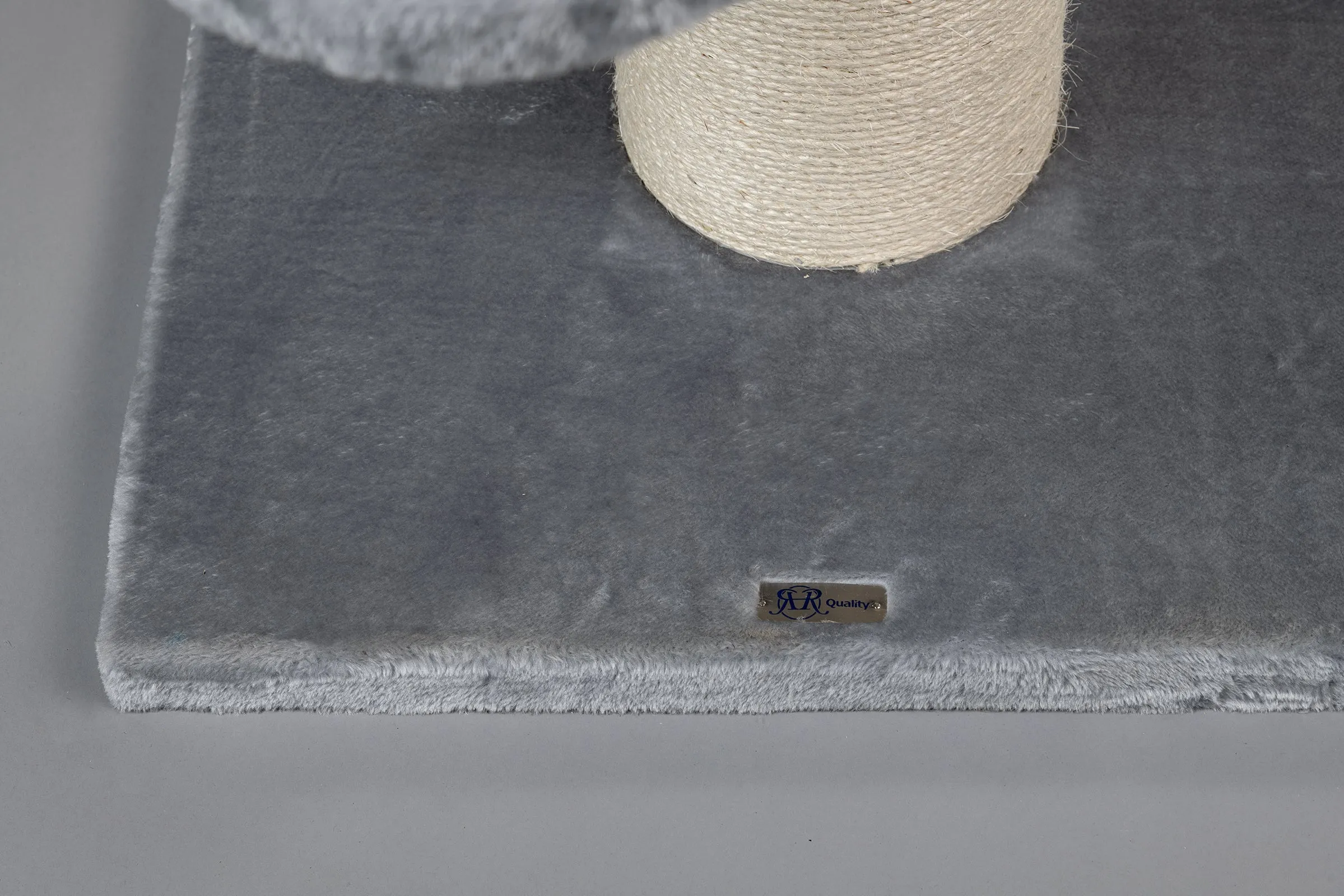 Royalty Crown Plus Gris Claro