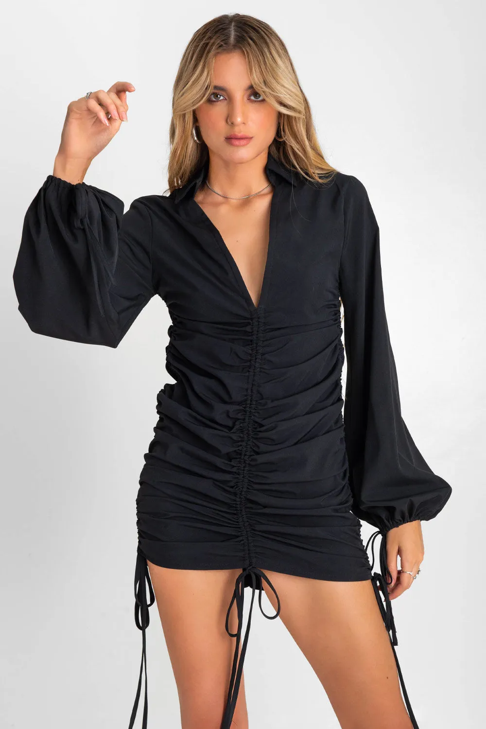 Vestido camisero plisado manga larga con jaretas